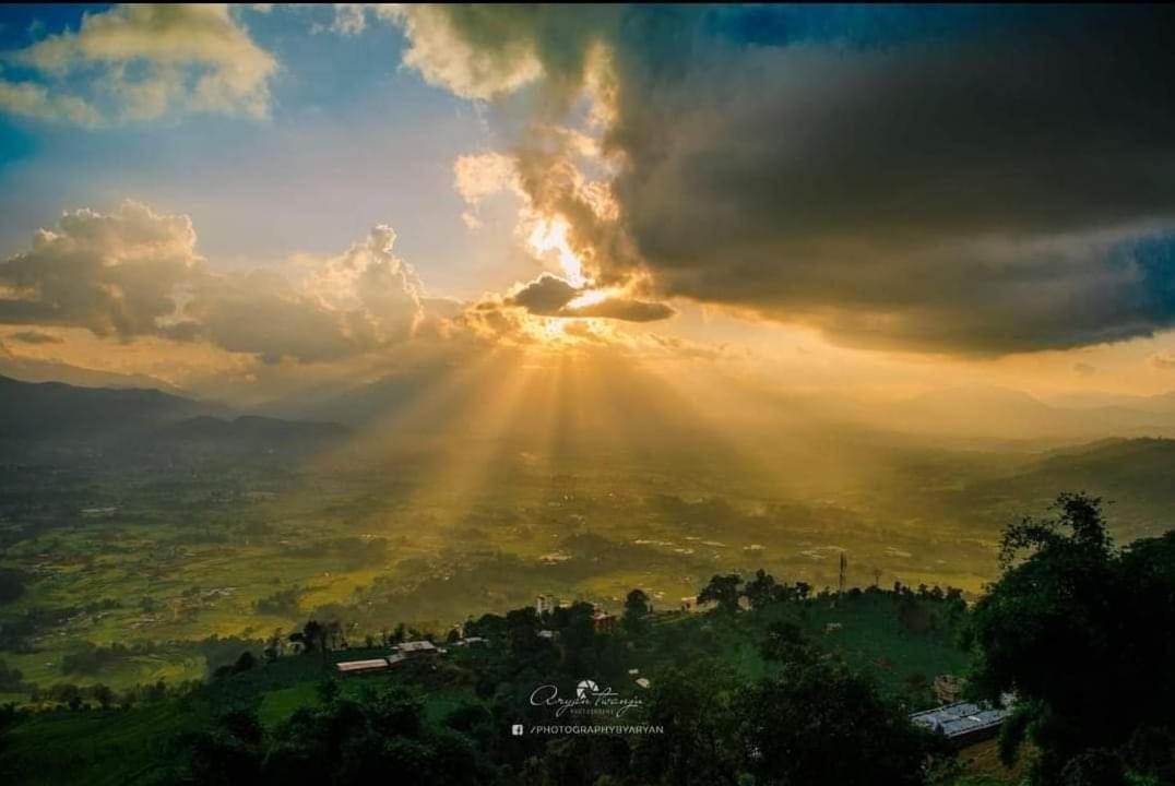 Bojinee Nagarkot Resort Luaran gambar