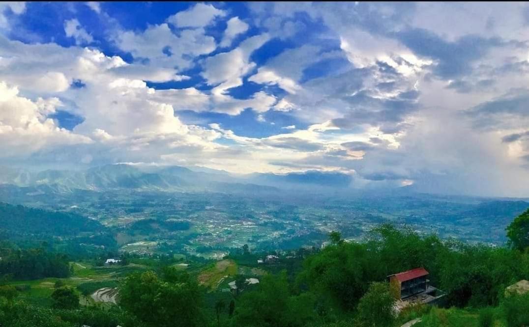 Bojinee Nagarkot Resort Luaran gambar