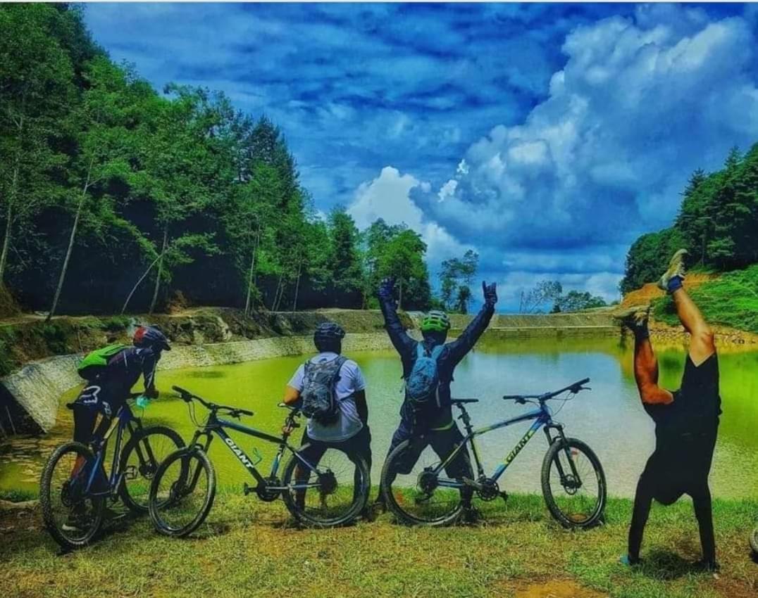 Bojinee Nagarkot Resort Luaran gambar