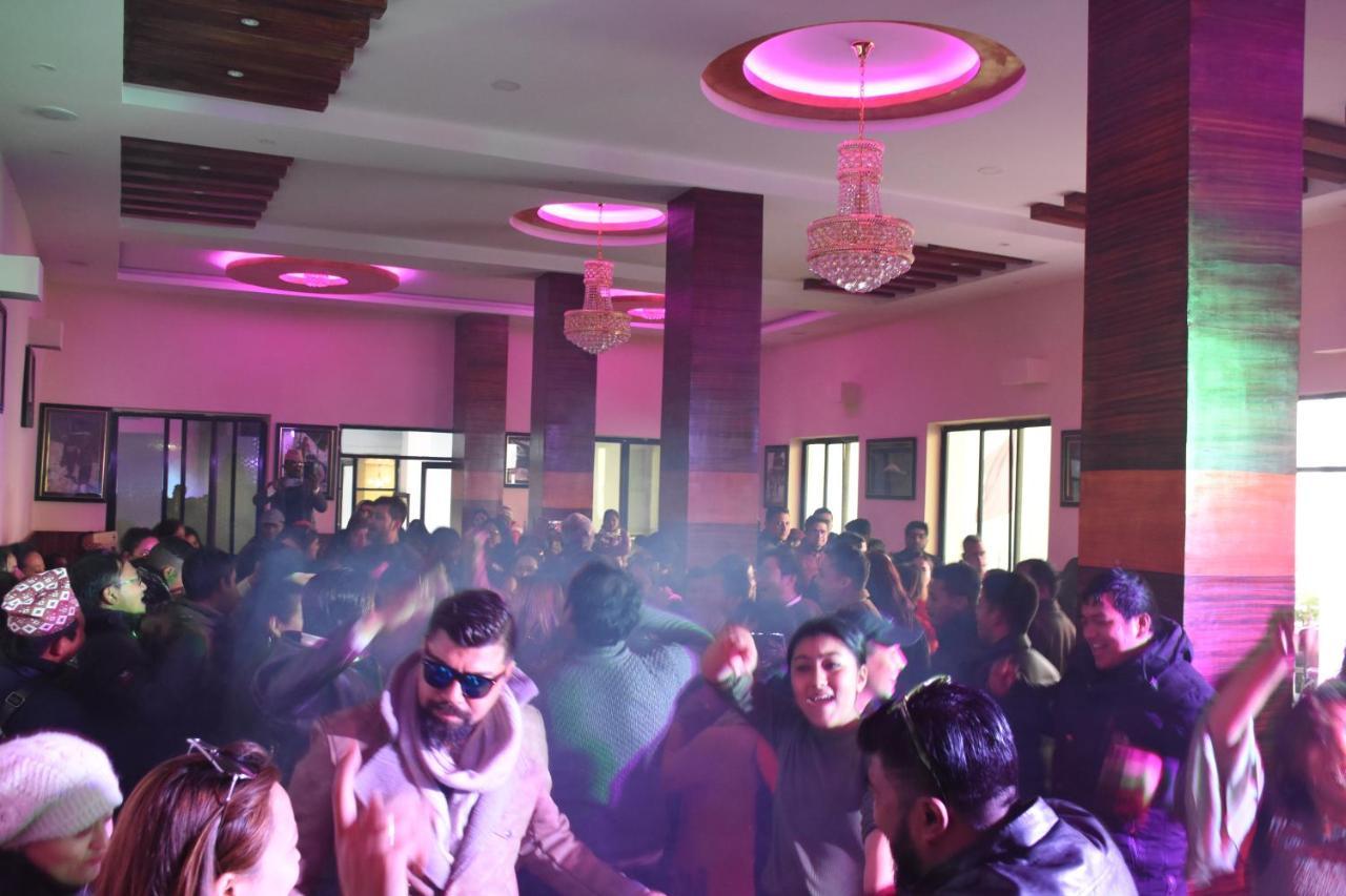 Bojinee Nagarkot Resort Luaran gambar